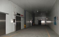 600平米低溫冷凍庫(kù)庫(kù)板價(jià)格，冷凍庫(kù)造價(jià)是多少
